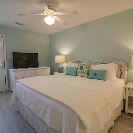 Atlantic Sunrise Villa Tybee Island Exterior photo